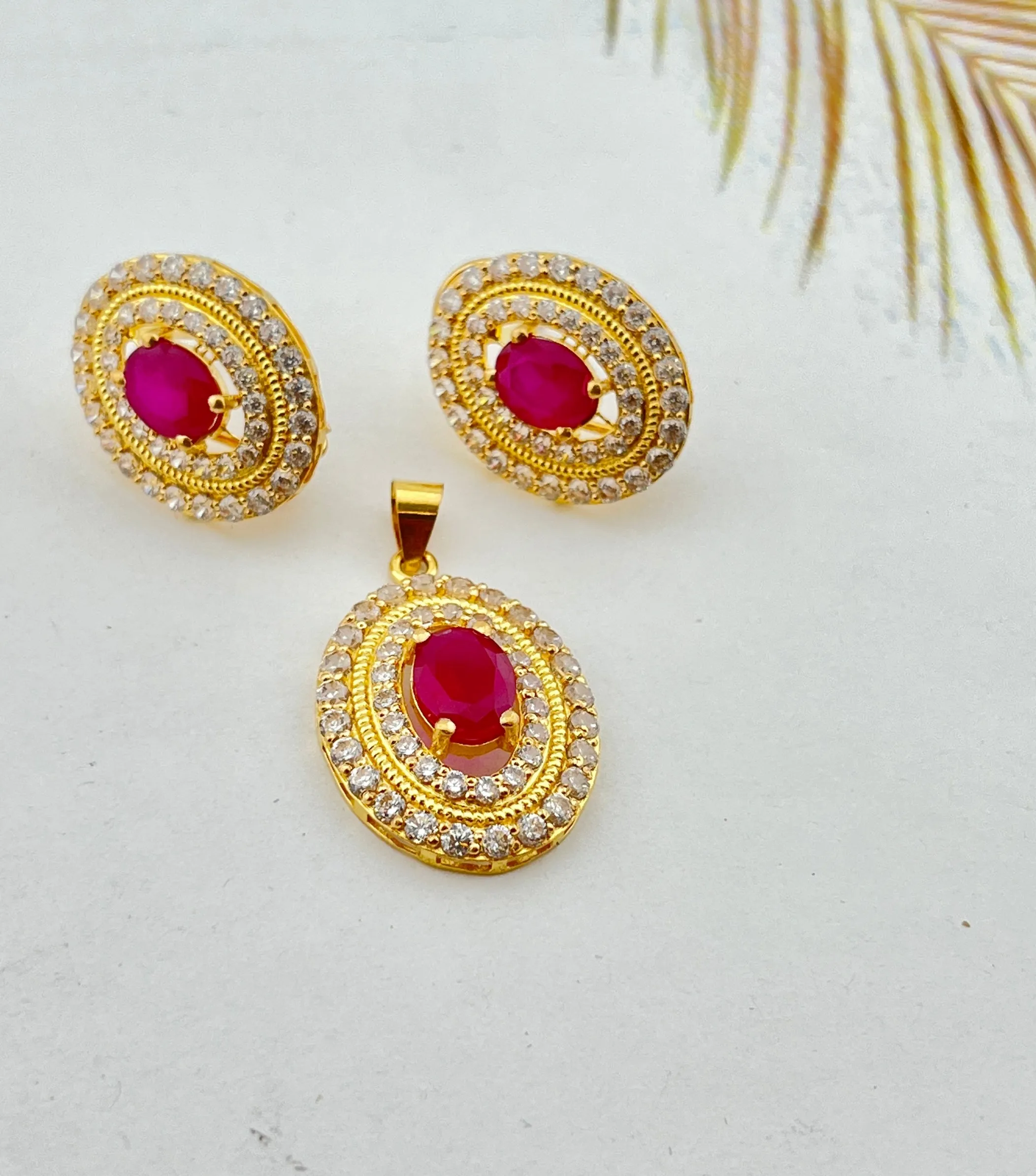 22K Solid Gold Elegant Stone Pendant Set P5089