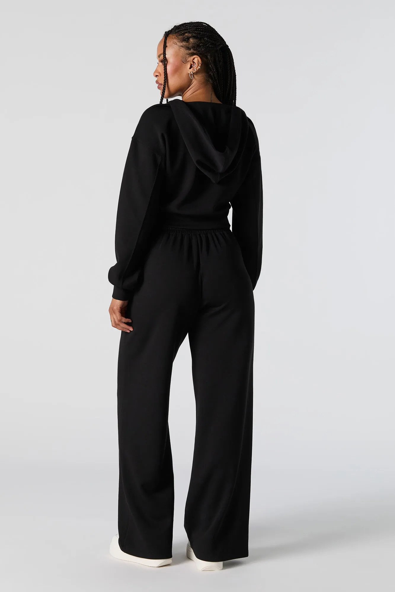 Active Wide Leg Fleece Sweatpant