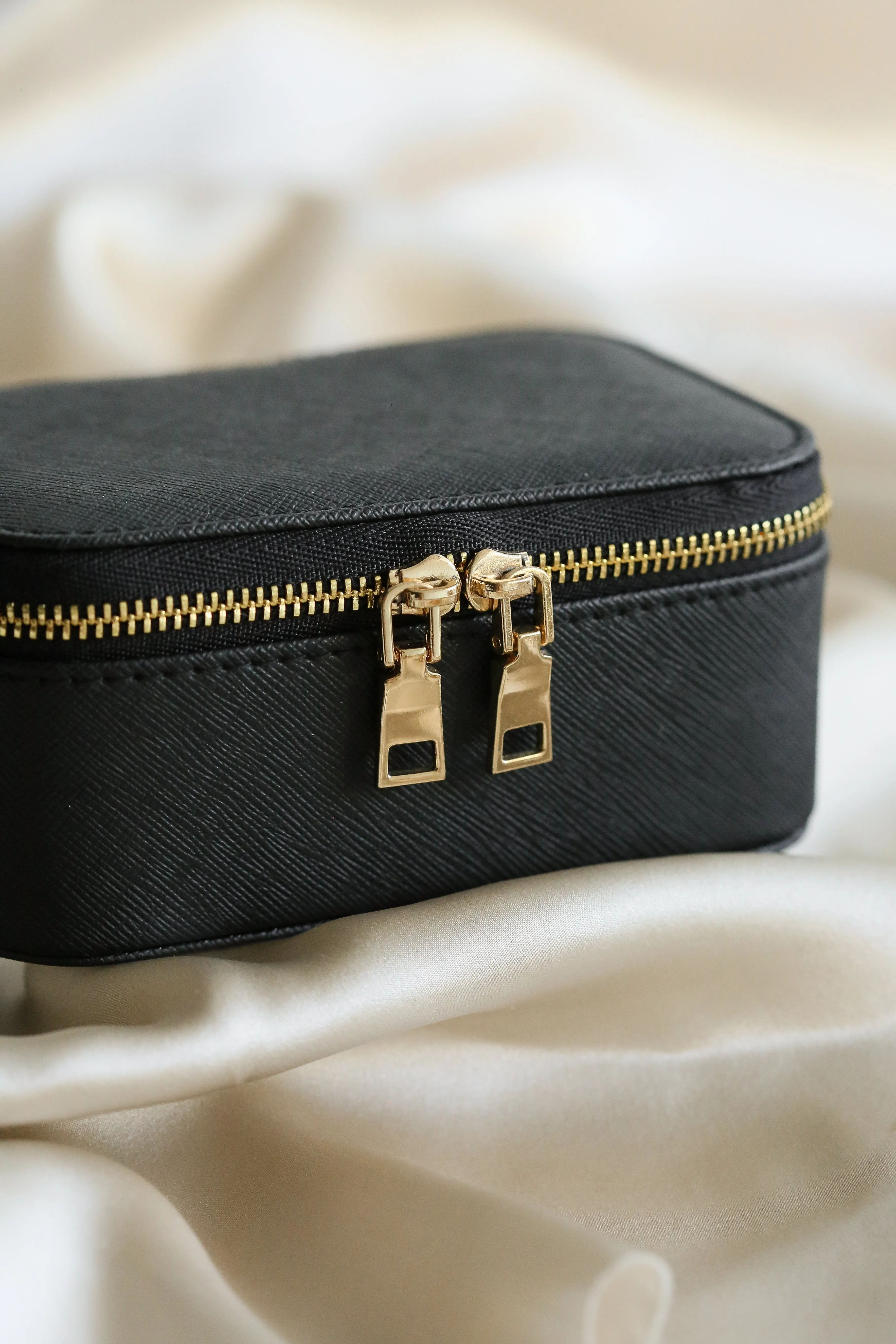 Greta Jewelry Travel Case