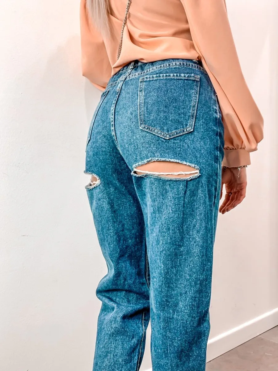 Jeans baggy con vita elasticizzata e strappi