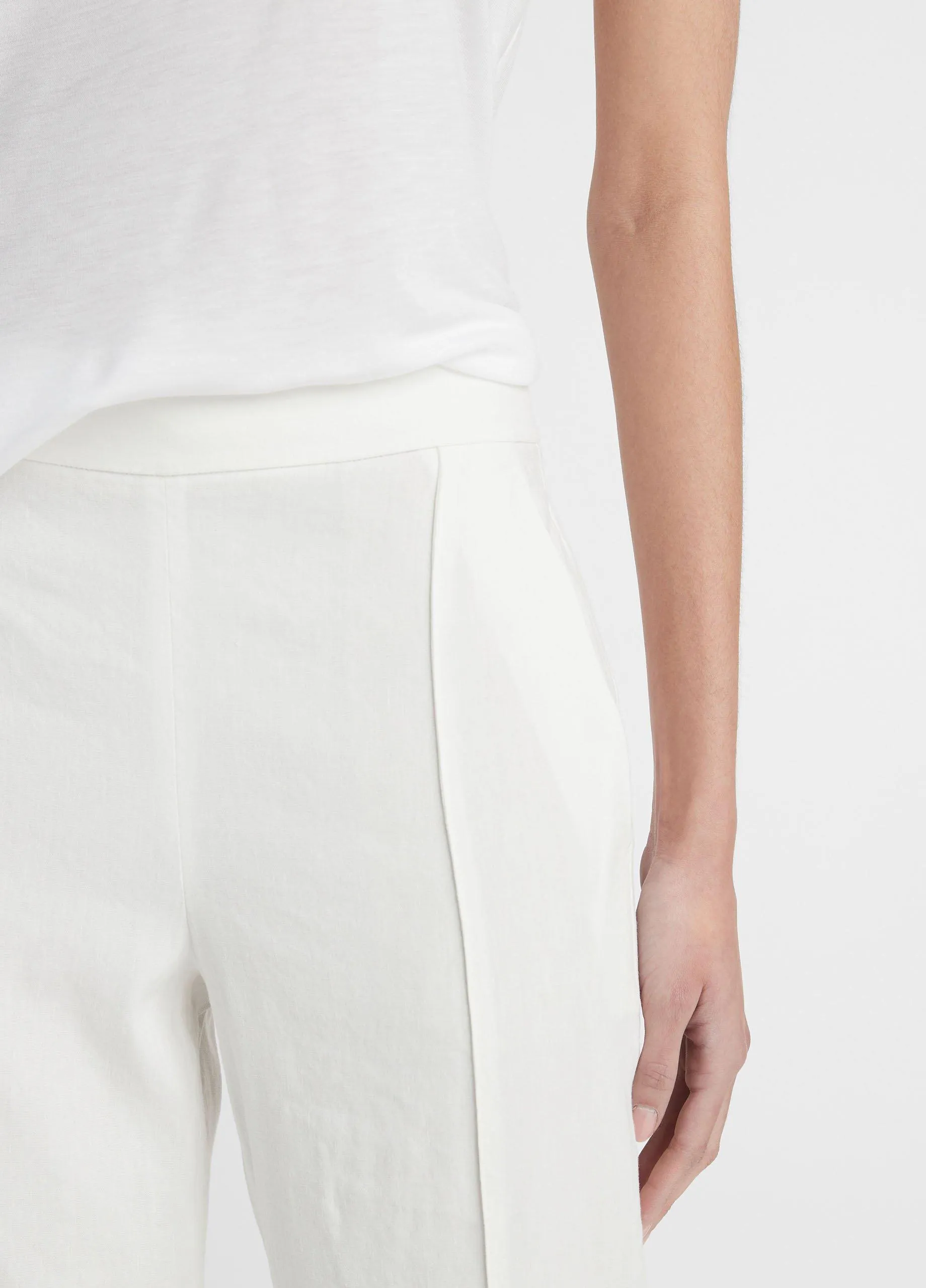 Mid-Rise Tapered Pull-On Pant