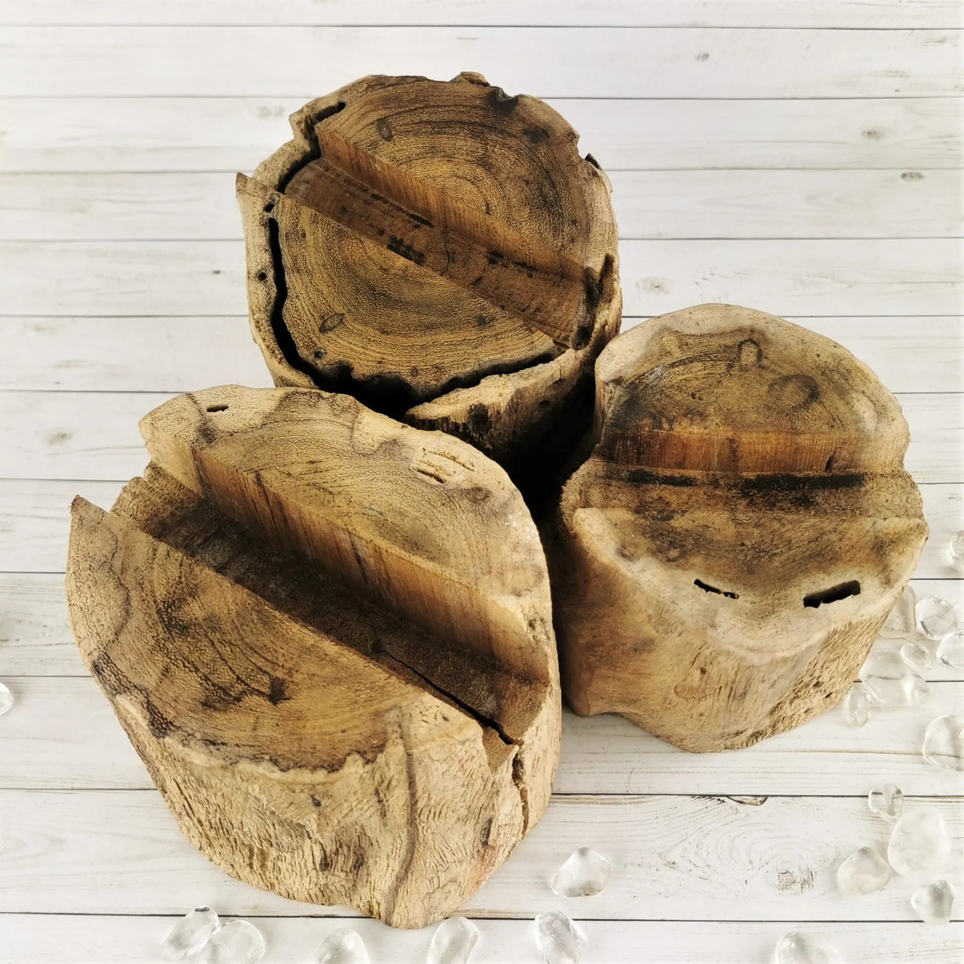 Natural Wood Plate Stands, 8-10cm