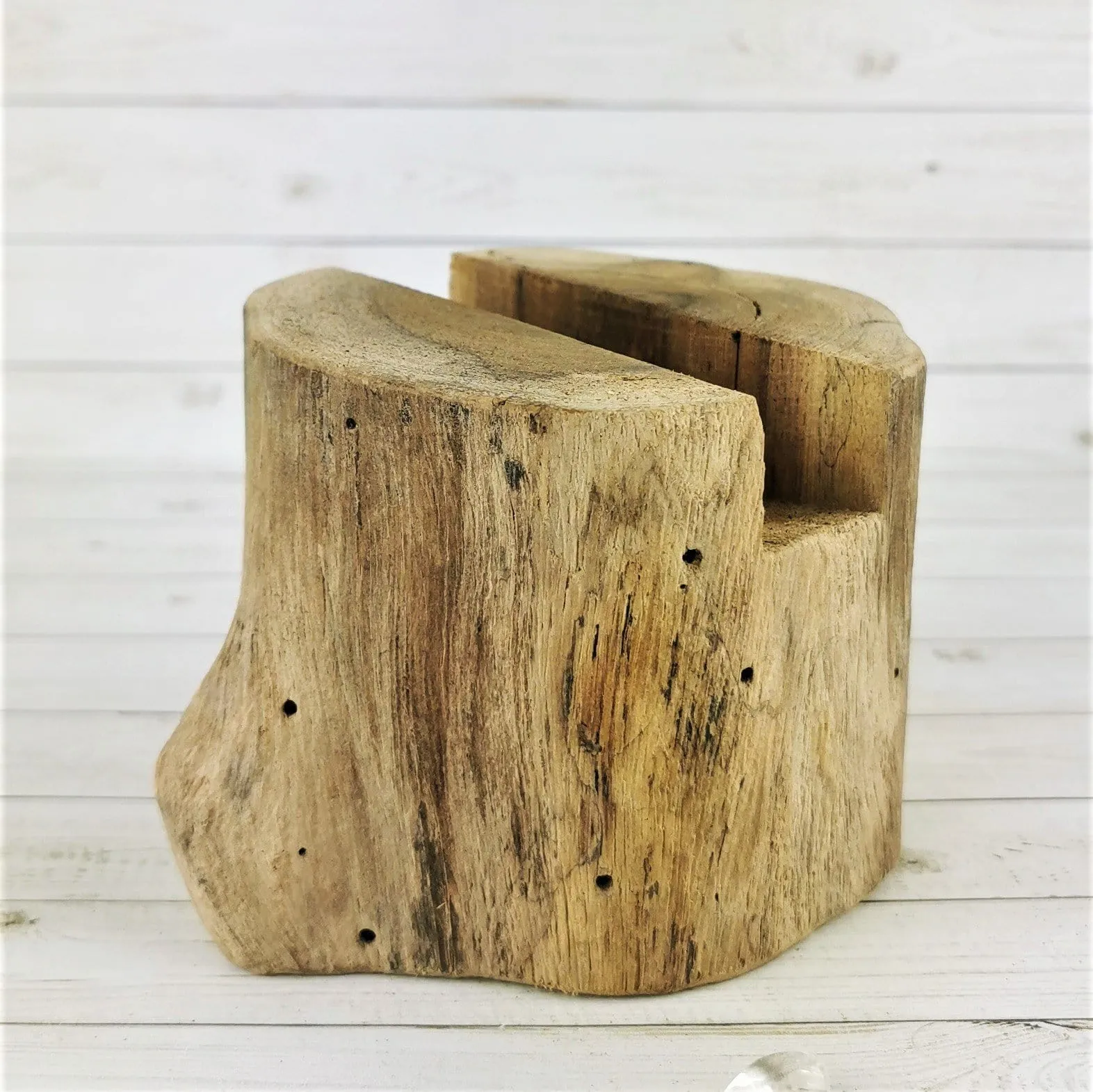 Natural Wood Plate Stands, 8-10cm