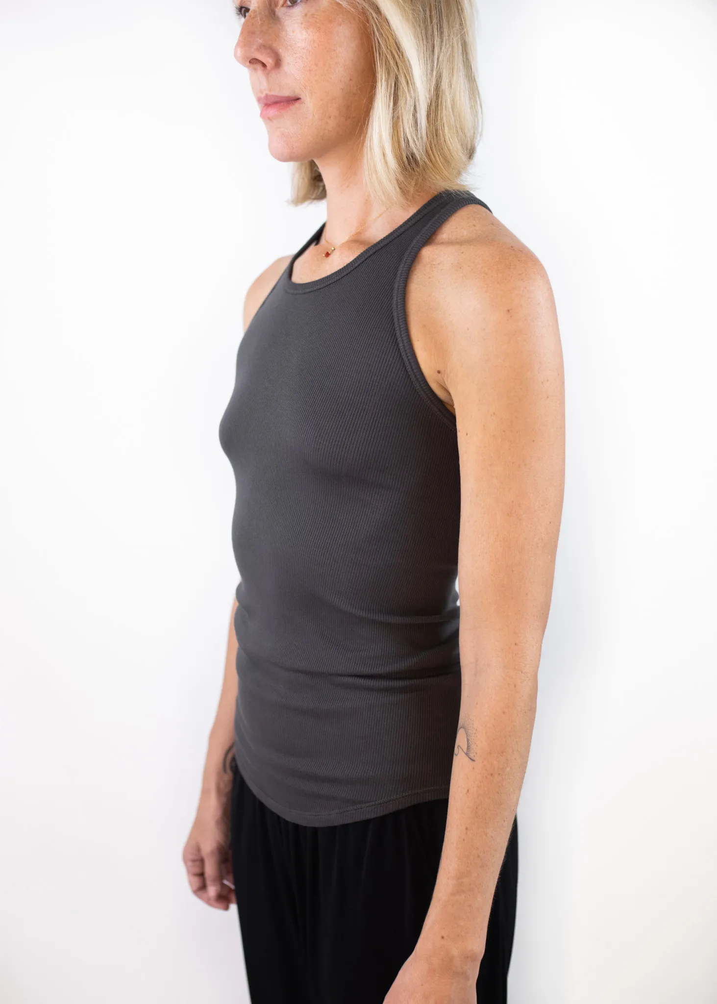 Ribbed Sporty Tank in Black