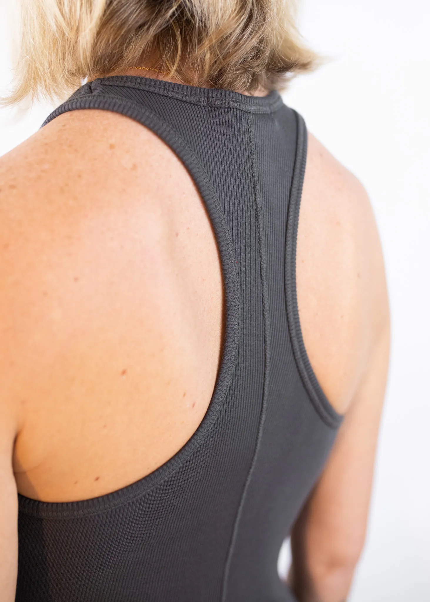 Ribbed Sporty Tank in Black