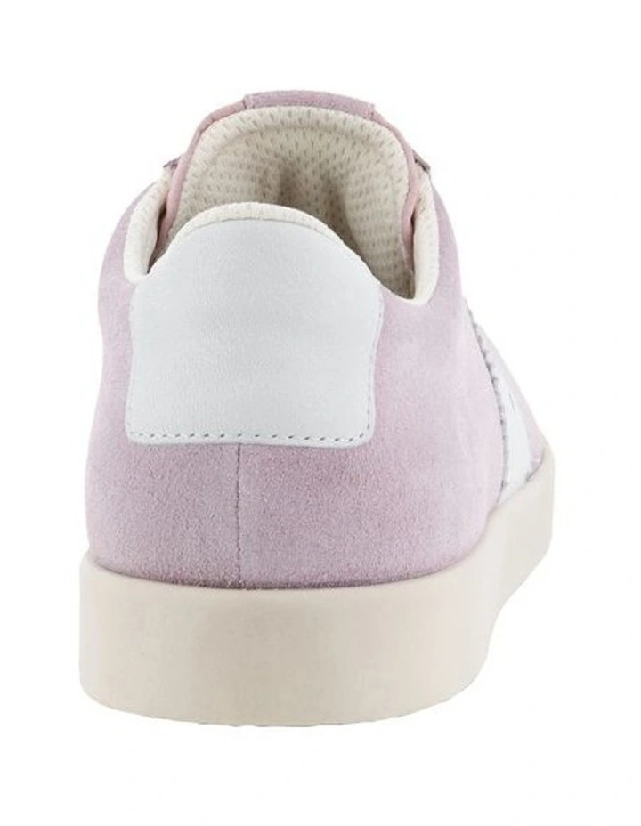 Street Lite Leather Sneaker in Pink